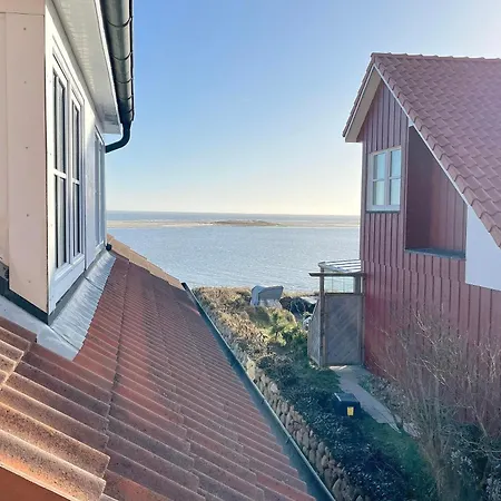 Апартаменты Huus Waterkant 04, Amrum